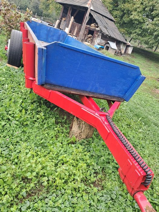 Remorcă pentru tractor