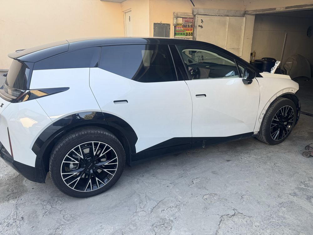 zeekr x2024 Avreniy holata