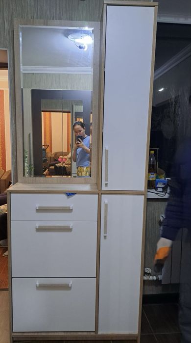 Шкаф для прихожей