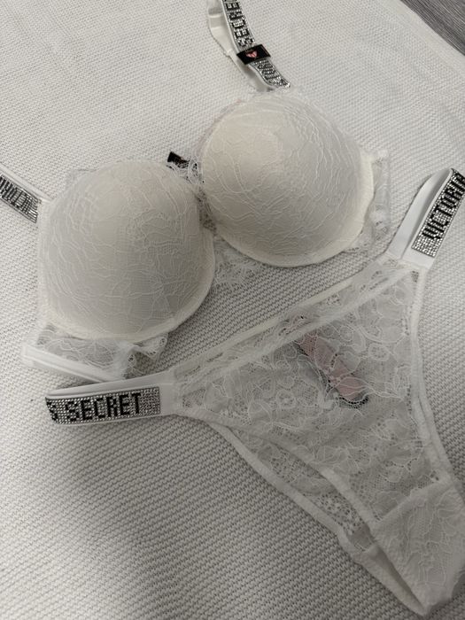 Set lenjerie Victoria Secret’s