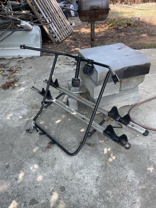 Стойка за две колела от мерцедес