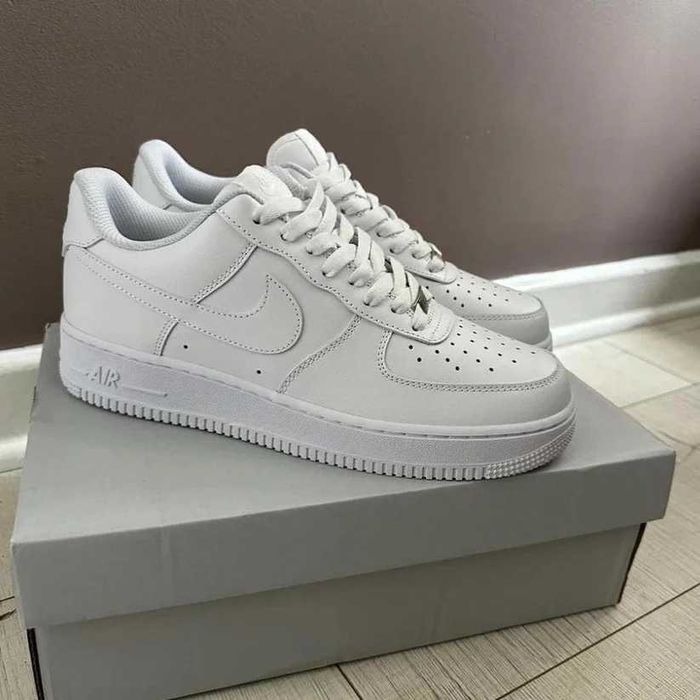 Air Force 1 Triple White