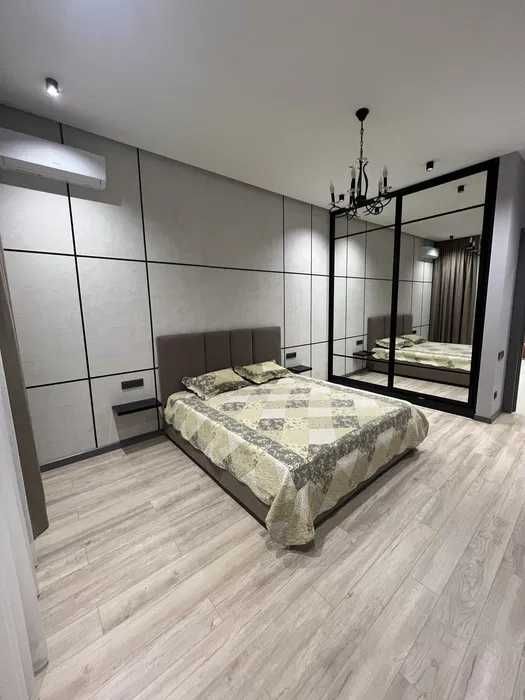 R5 Сдается квартира в Мирзо-Улугбекском р-не 2/2/5 ор-р Эко Базар!