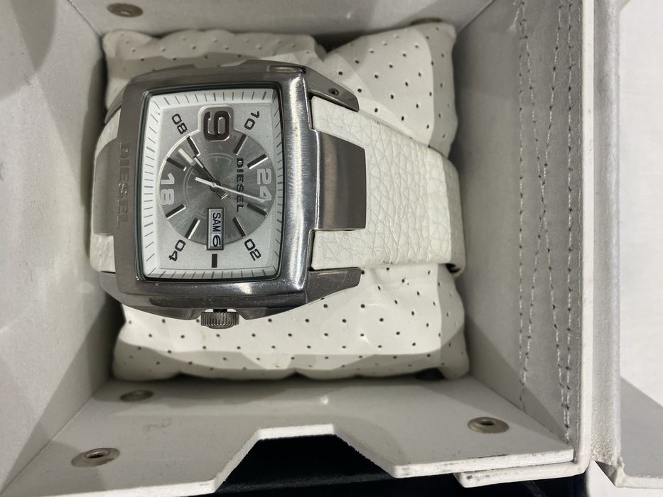 Ceasuri(pachet 7buc) Fossil,Michael Kors, Police1200 lei toate