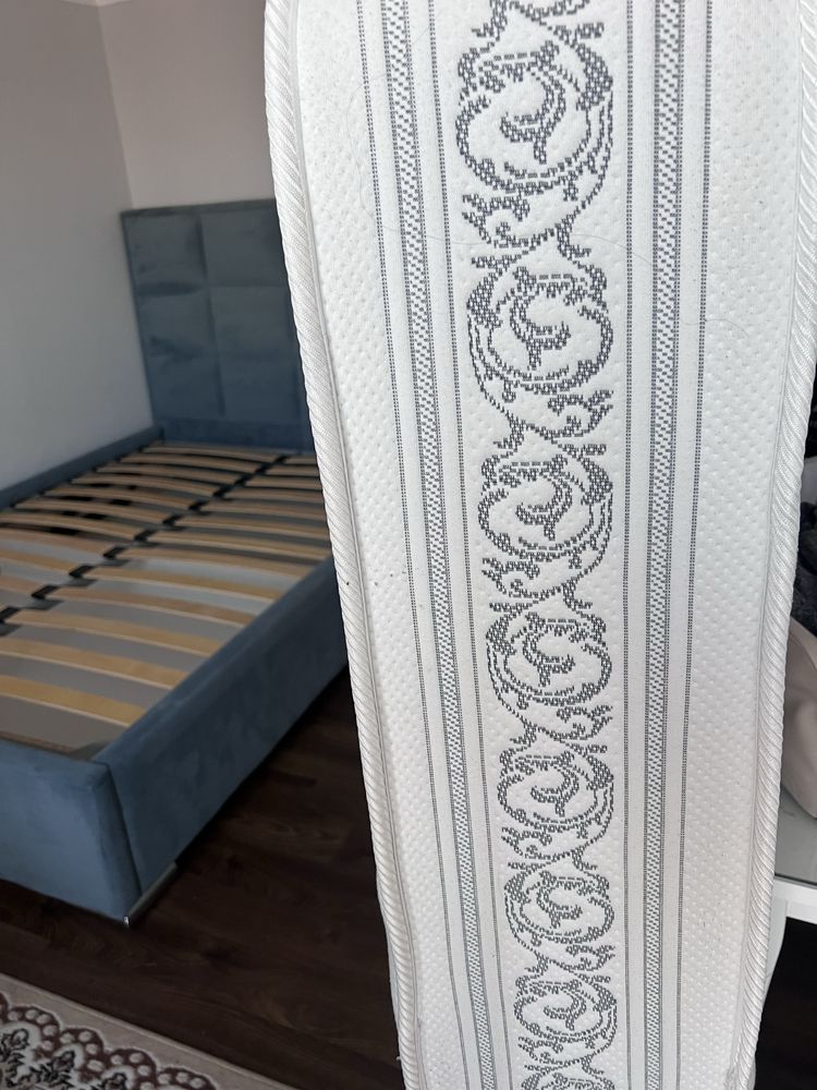 Продам кровать