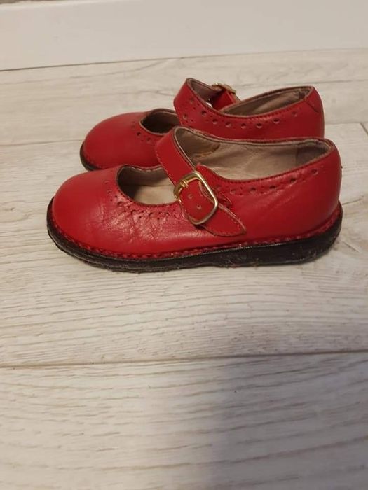 Pantofi balerini piele marimea 22 14 cm equerry