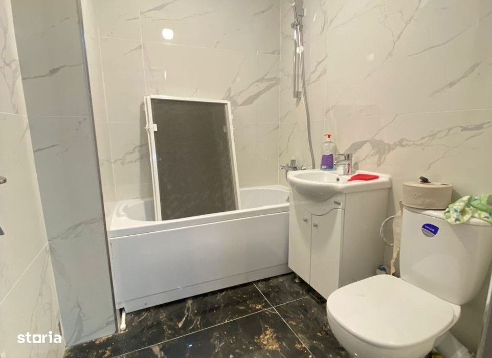 Apartament  2 camere Podu Ros , 50 metri, etaj parter Cod:158970