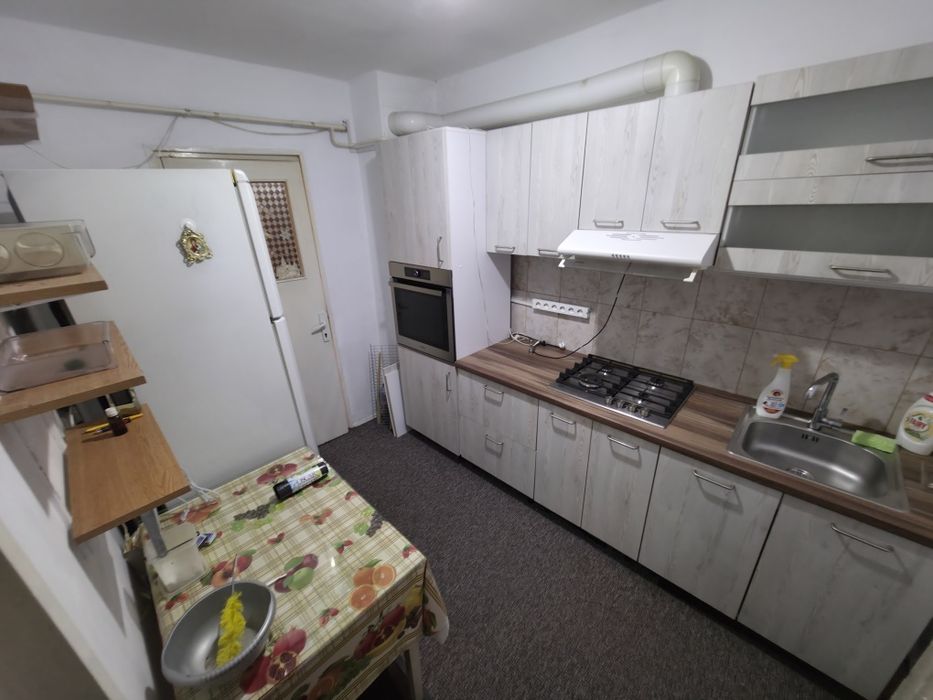 Apartament 3 camere Tudor Vladimirescu