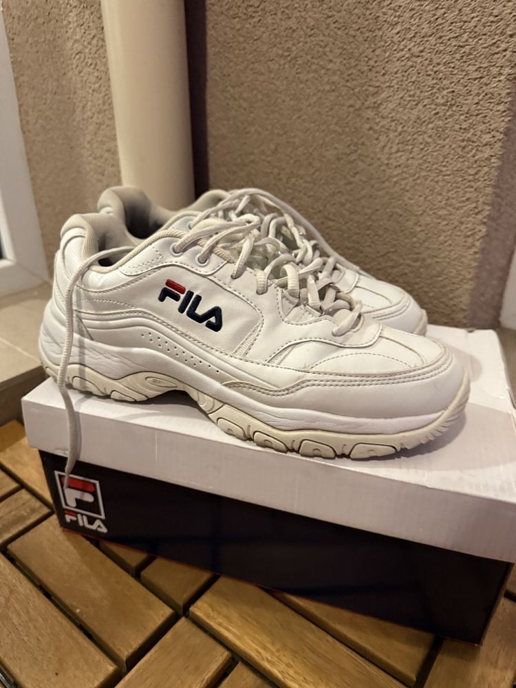Мъжки спортни обувки Fila