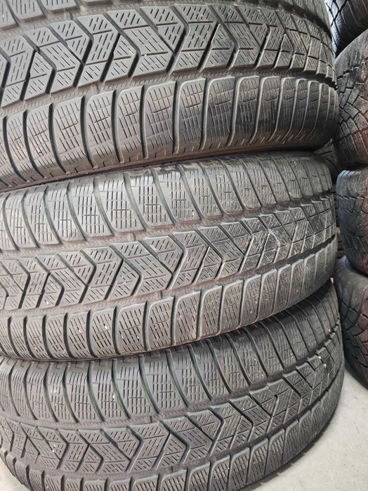 4бр. зимни гуми 255/60/20 Pirelli
