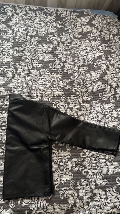 Кожанная  куртка