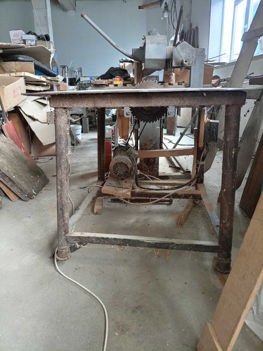 Vand Circular si  freza  pentru lemn