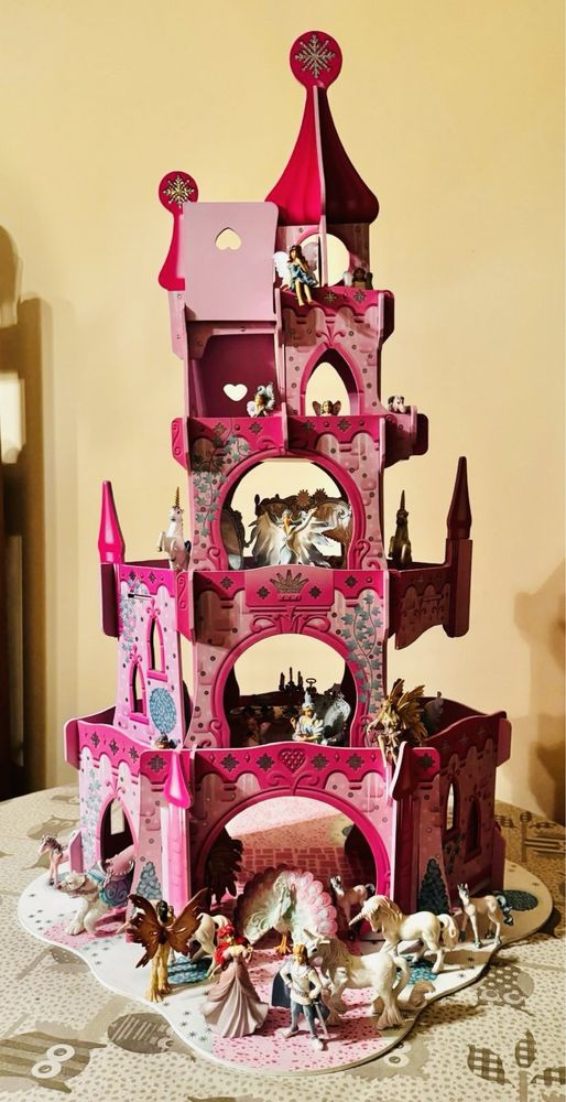 Castel/casa din lemn “Snow queen palace” Mothercare + figurine