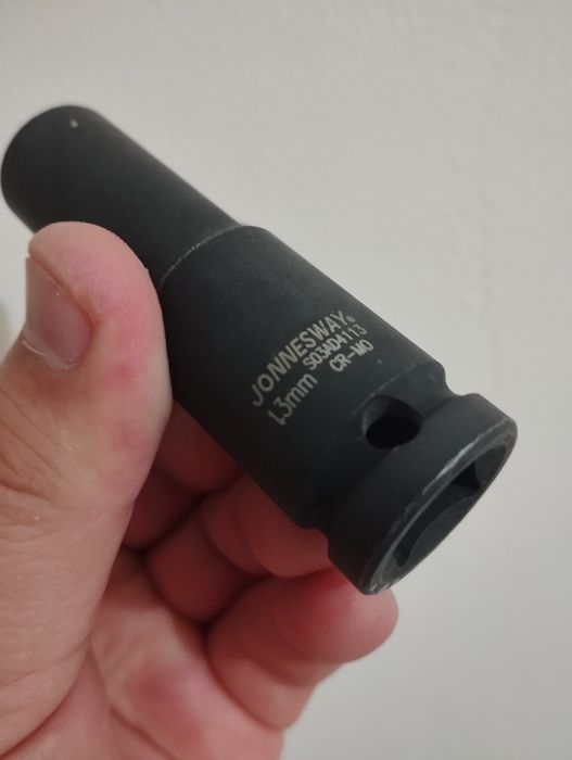 Гайковёрт Makita, 12.7 mm TW0200