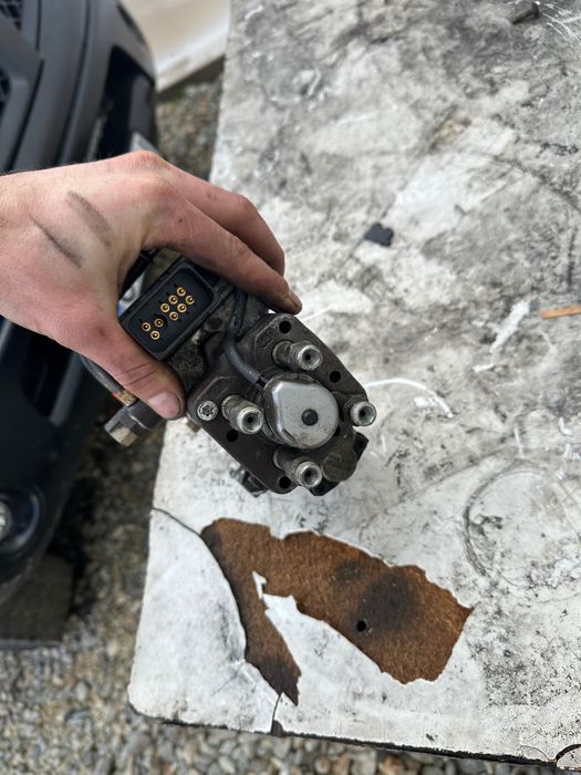 Pompă înaltă Ford focus 1.    (1.8 Tdci) 115cp