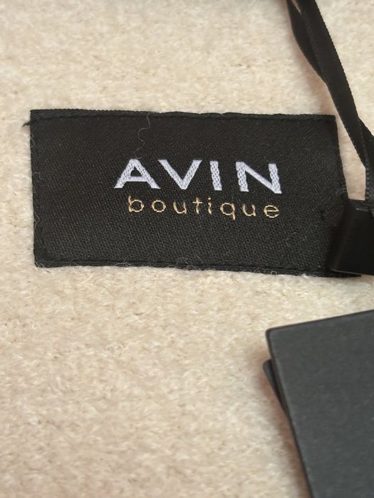 AVIN лимитирано късо палто