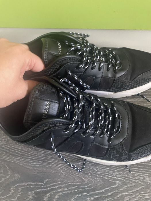 Guess оригинални кецове