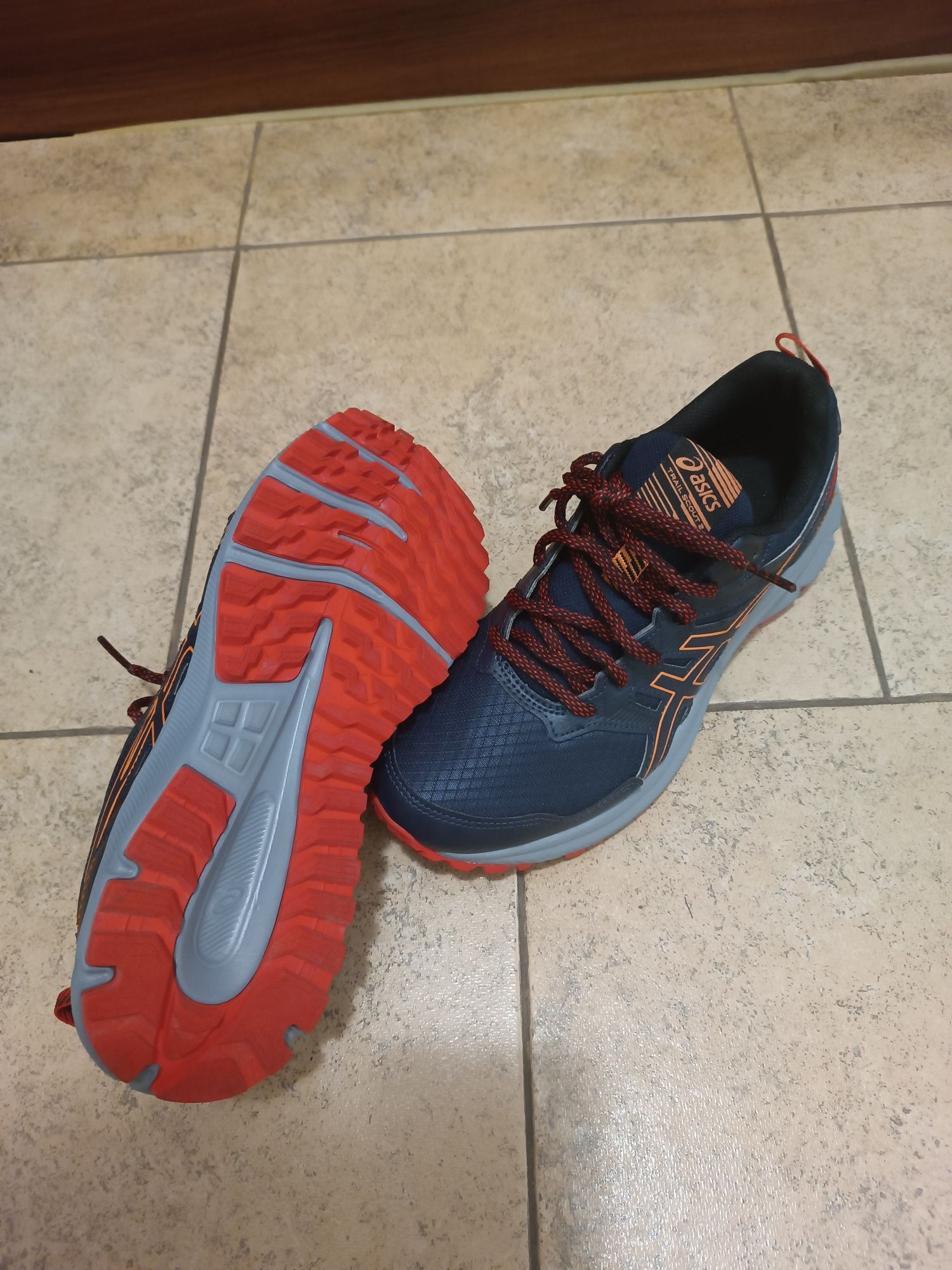 Маратонки за бягане Asics