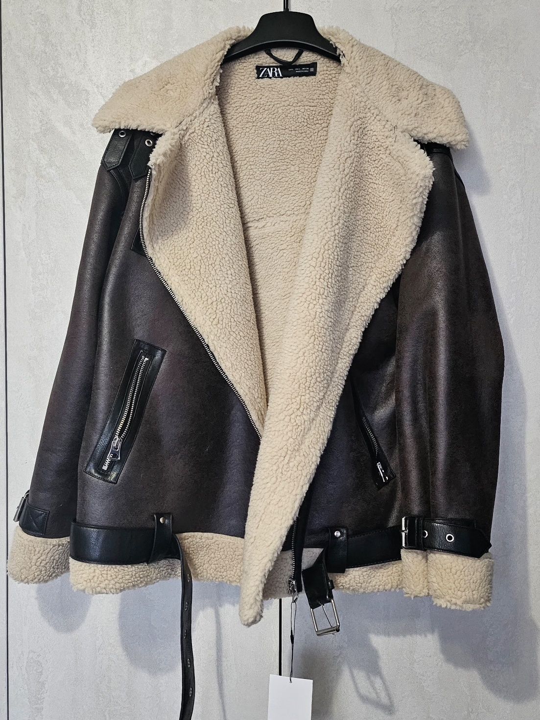 Яке ZARA чисто ново
