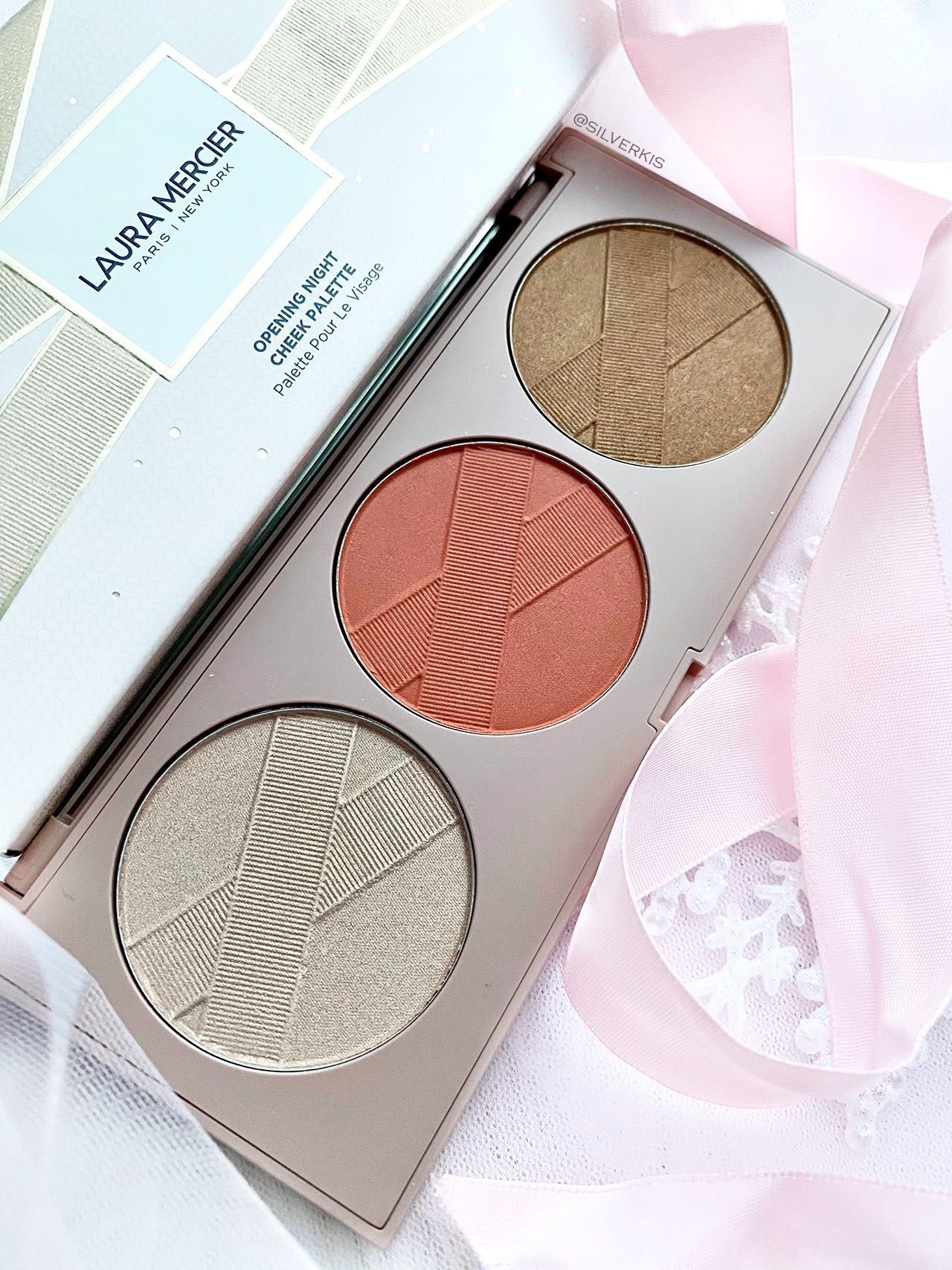 Laura Mercier Opening Night Cheek Palette 3 x 6g 80 лв.