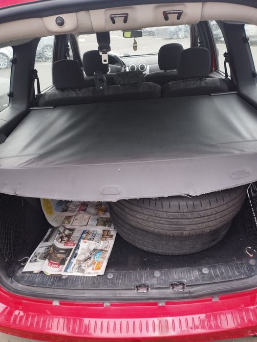 De vânzare Dacia Logan MCV, 7 locuri, motor 1.6 benzină,16V, anul 2010