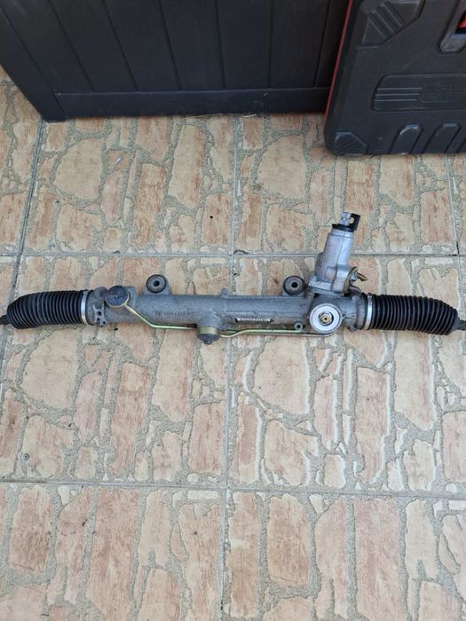 Хидравлична кормилна рейка за Мерцедес Ц класа W203
