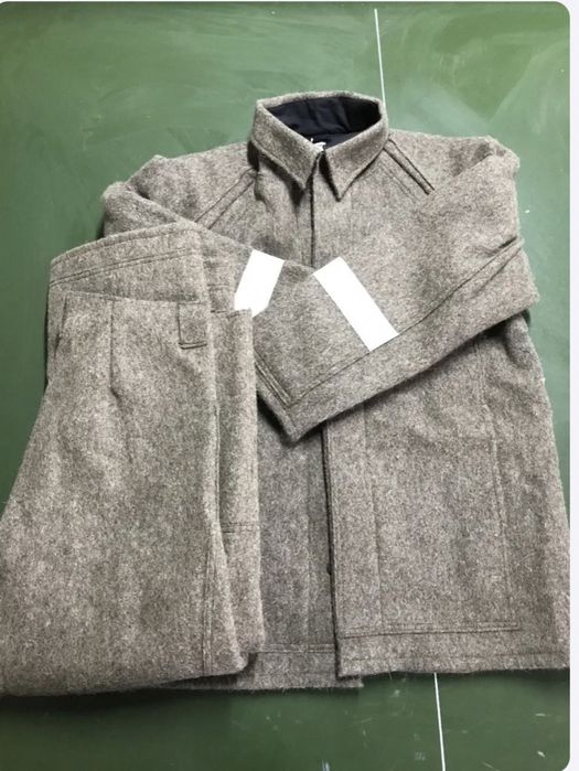 Продам суконные костюмы