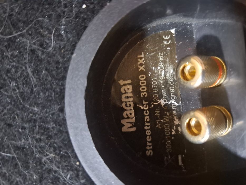 Subwoofer Magnat + stație