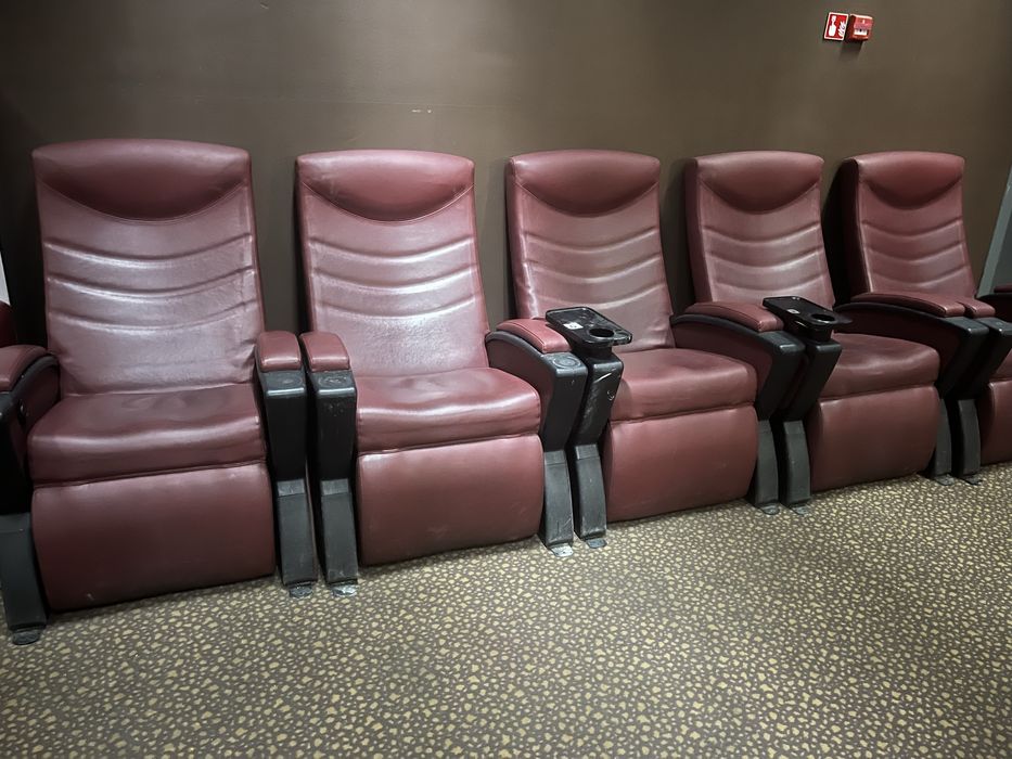 Продам кресла для залов вип комфорт