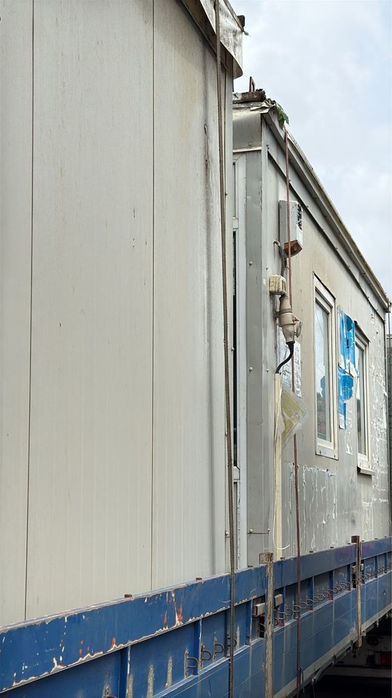 container birou sau vestiar 5 buc