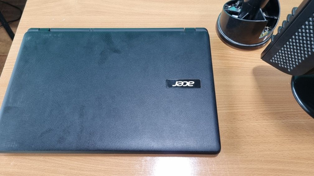 Acer noutbook yangidek karobkalari bilan