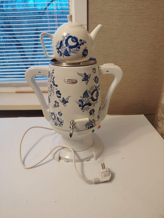 Продаю новую электрическую самовар