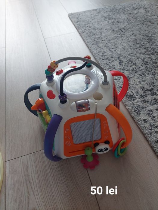 Vand jucarii in stare foarte buna