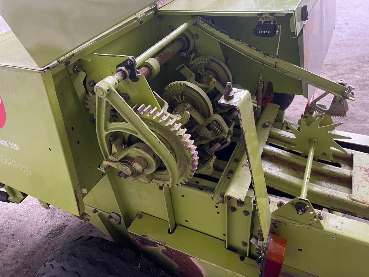 Claas markant 55