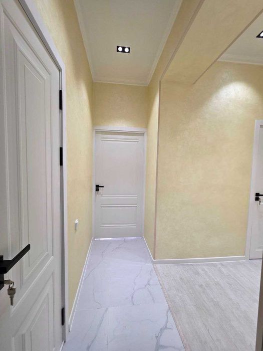 Продаётся 2х комн квартира на 4 этаже Ор-р Азимед