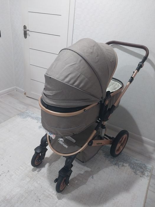 Коляска  много не пользовался