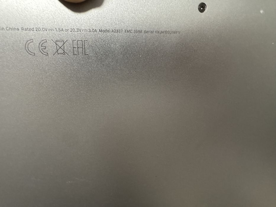 Продам MacBook M1 (13”) в идеальном состоянии