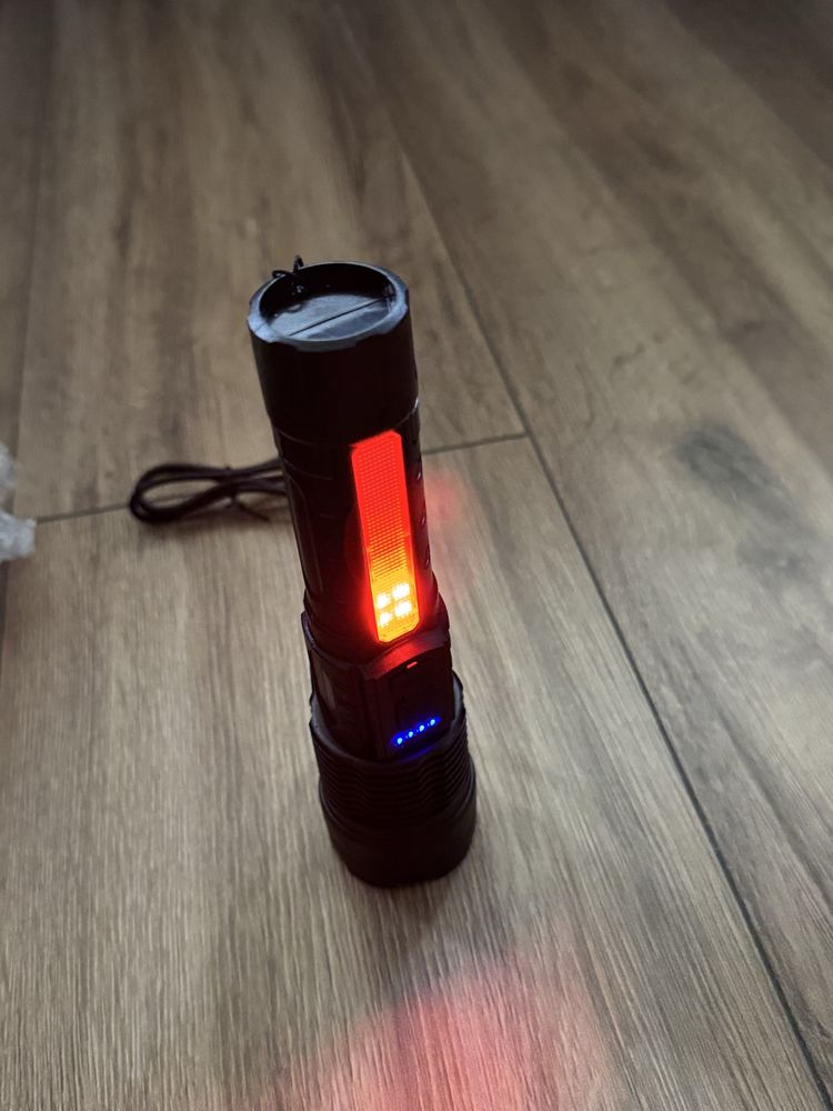 Lanterna puternica/Antishock 20000Lm Led cu Zoom-Cadou