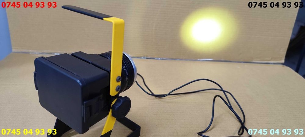 proiector lanterna puternica cu 3 acumulatori 18650 cu proba