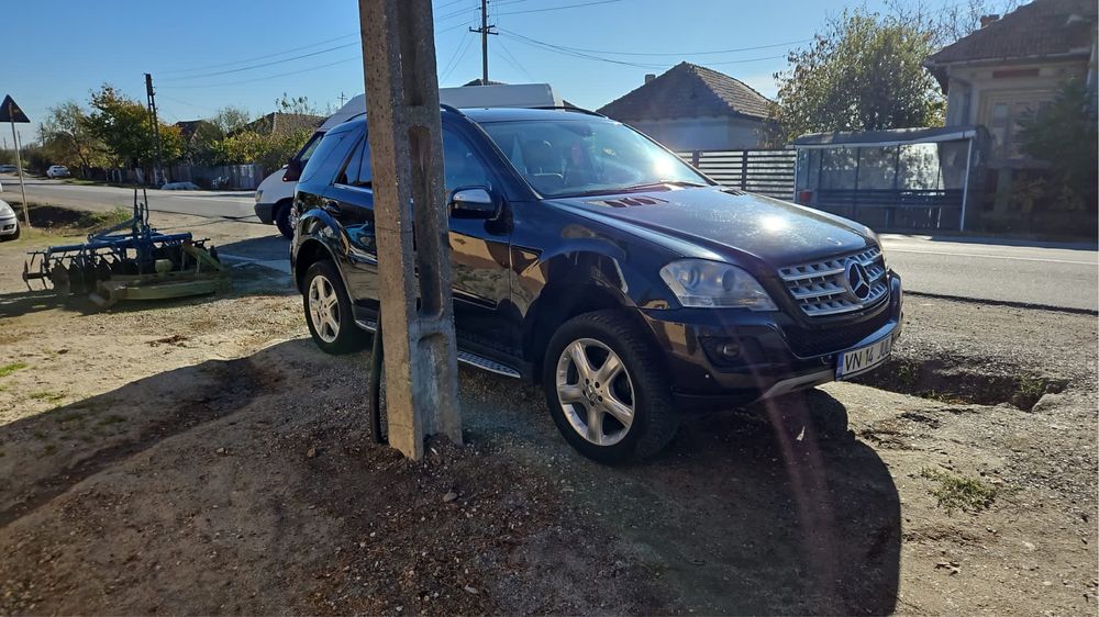 Mercedes ML 320/ variante