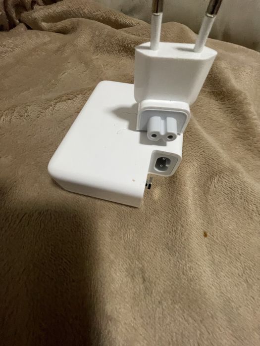 Incarcator/Adaptor apple usb C 140 w