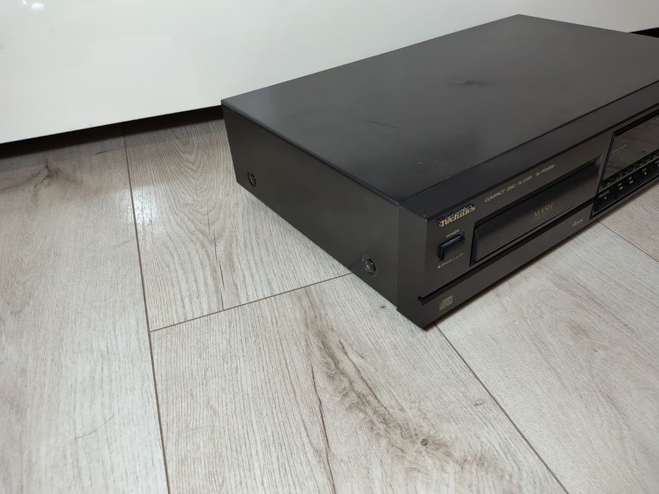 Cd player technics sl pg420a