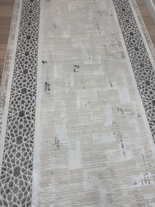 Продам ковровую дорожку