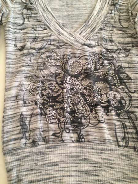 Хубав и модерен топ пуловер