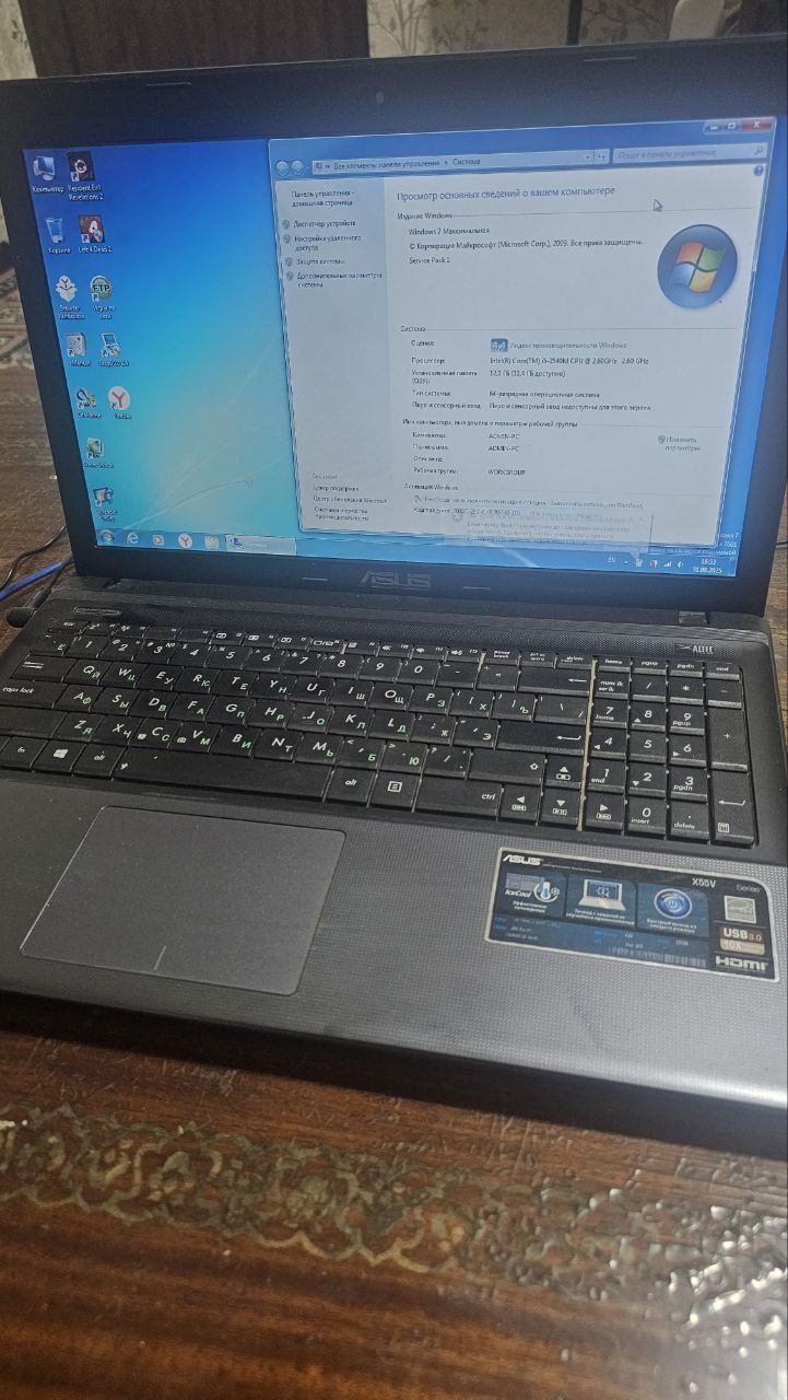 Notebook Asus sotiladi