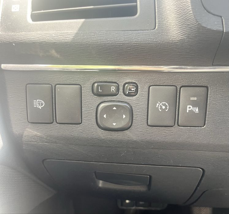 Toyota Avensis 2.2 D-4D, 2010 г. комби