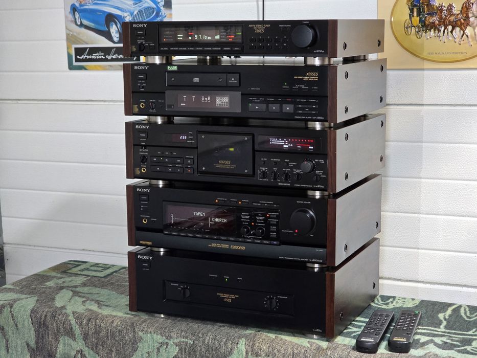 Linie audio SONY ,deck TC-K970ES, cd-player CDP-X555ES, amplificator