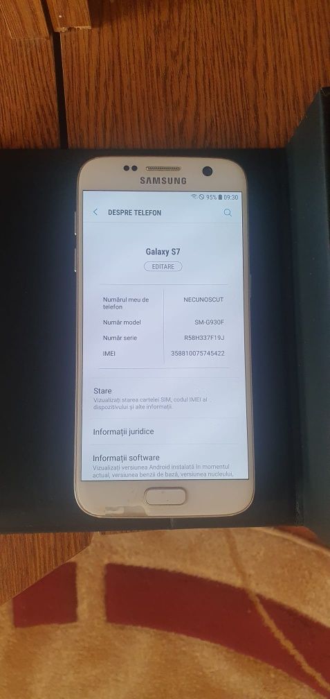 Vând samsung s7 .