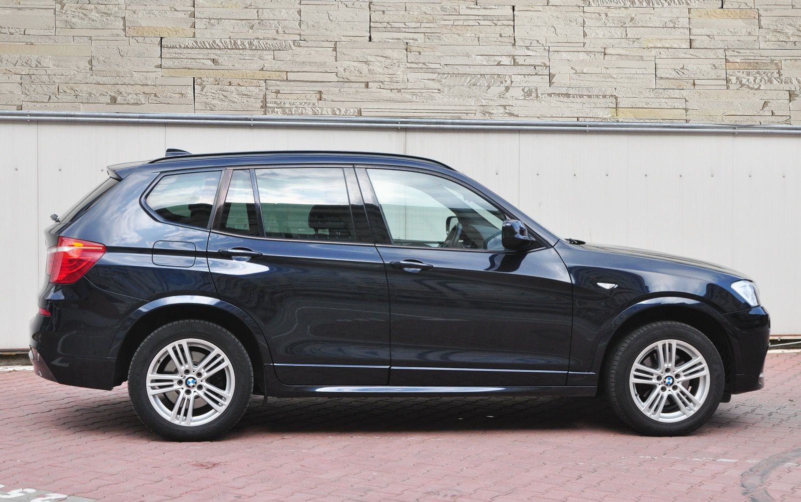 BMW X3 M Paket X-Drive 2.0d 184cp Euro5 Navi Camera Germania Garanție