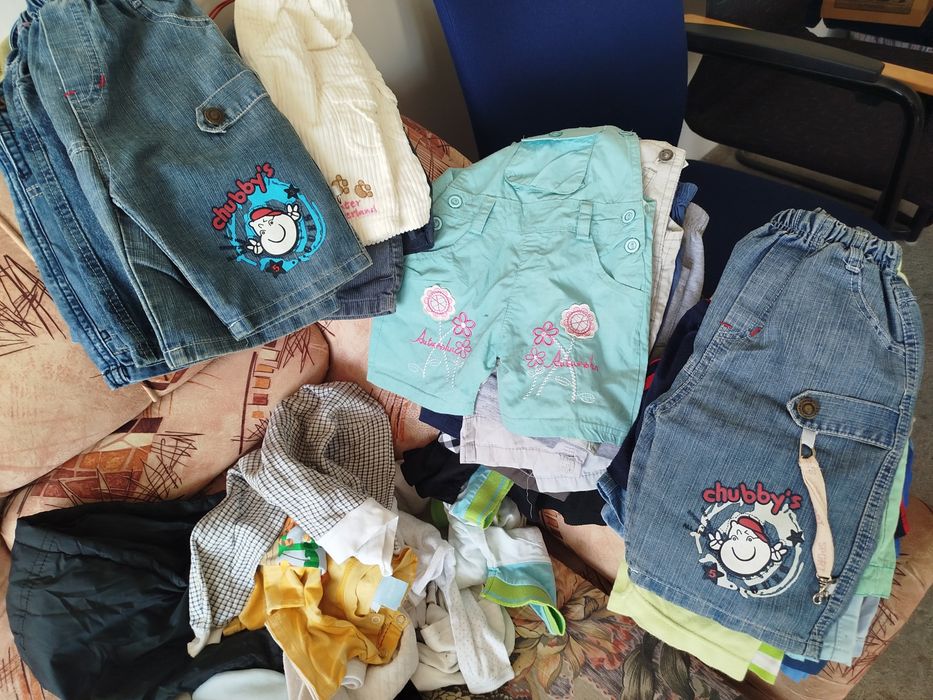 Децки дрехи на кг едро продавам